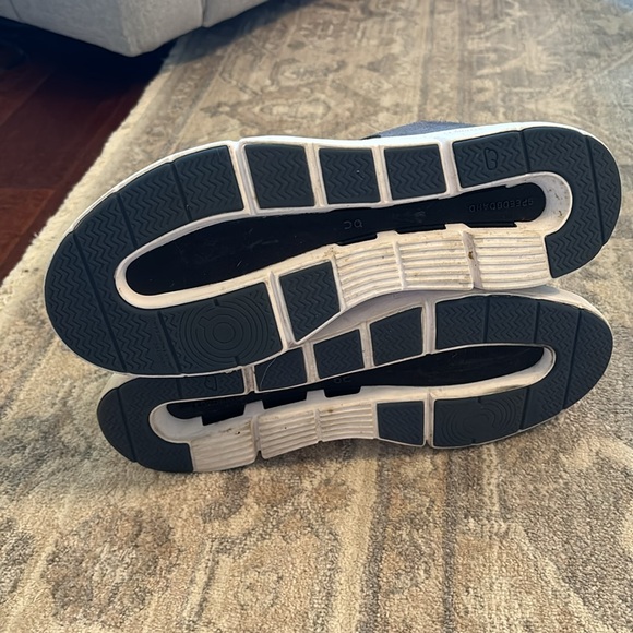 NWOT Men’s The Rodger Shoe - Picture 4 of 7